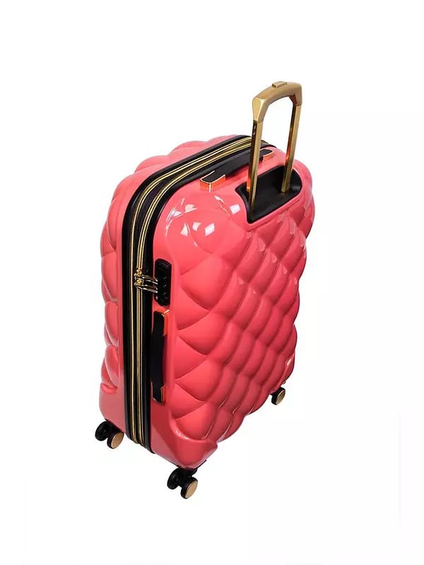 Tropez Trois Cabin in Spiced Coral