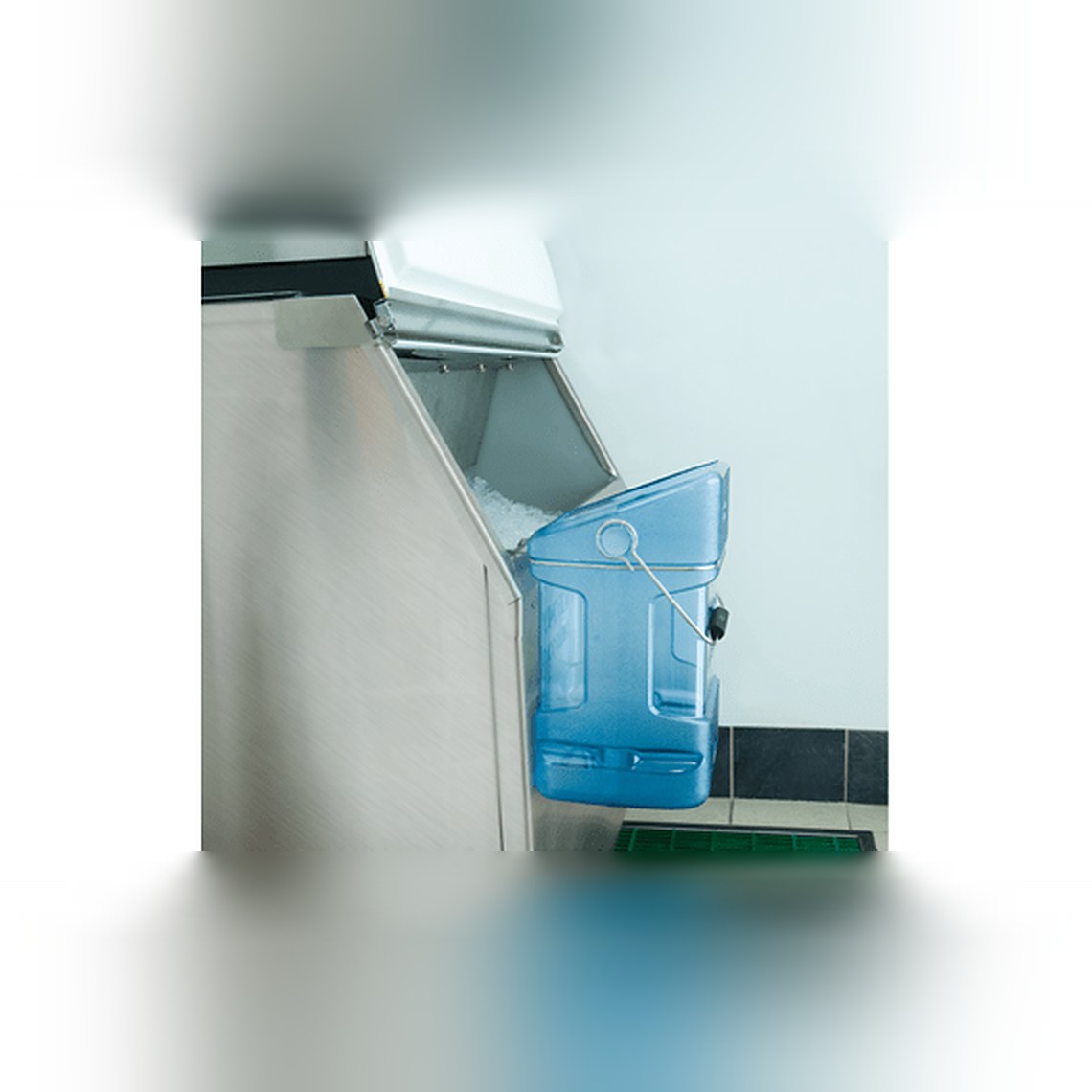 ERGOSAFE ICE TOTE WITH BIN HOOK BLUE