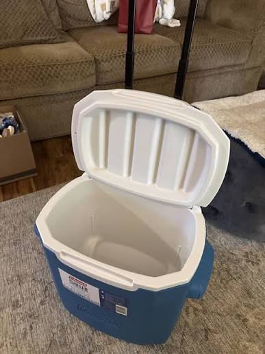 Coleman Performance 28 Quart Wheeled Cooler – 26L