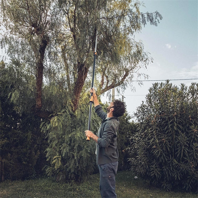 Fiskars  PowerGear X Telescopic Tree Pruner (UPX86)