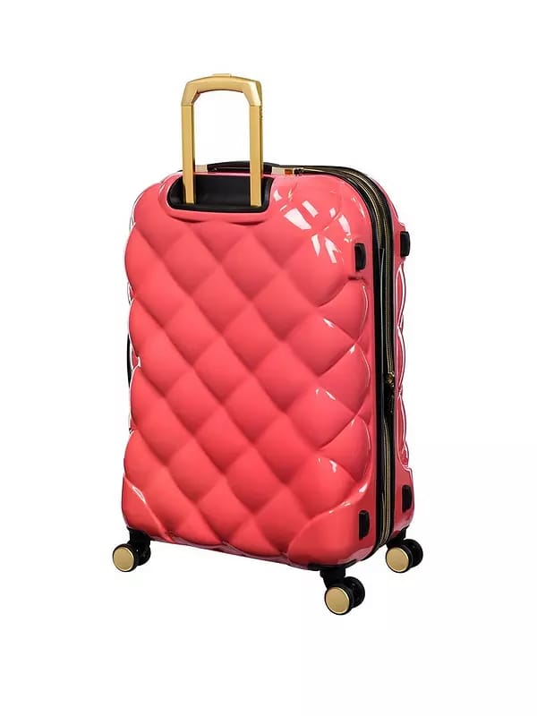 Tropez Trois Cabin in Spiced Coral