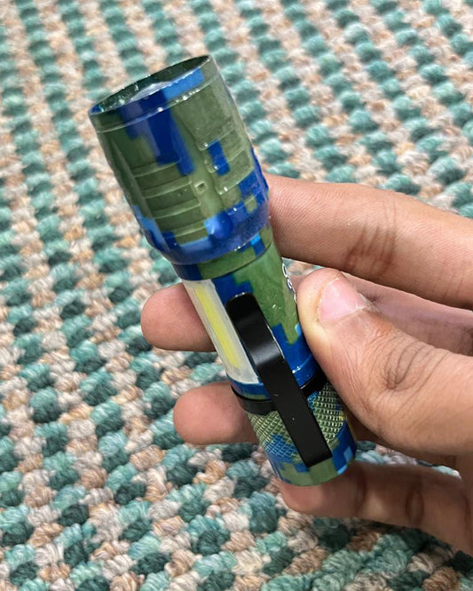 QS-535F USB Rechargeable Flashlight