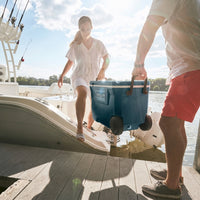 Coleman Xtreme 50 QT Wheeled Cooler – 47L Camping Ice Chest