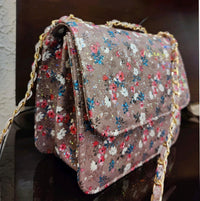 🌸 Floral Chain Strap Crossbody Bag – Elegant &amp; Trendy