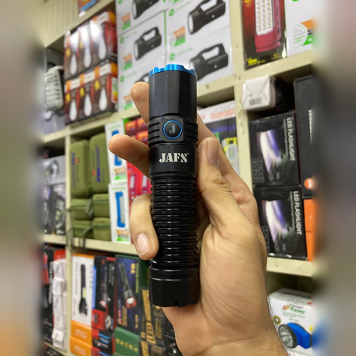 JAFS IMPORTED WATER PROOF HIGH LUMENS TORCH