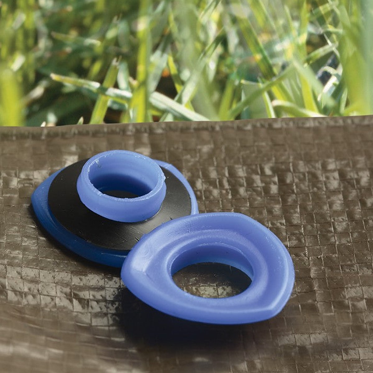 Coghlan's Plastic Grommets